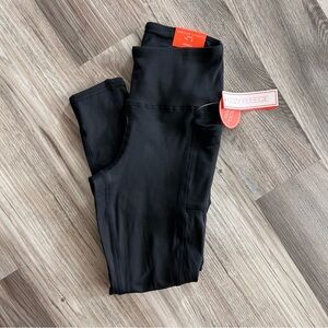 ❗️2/$12❗️ NWT Adrienne Vittadini Sport Black Leggings